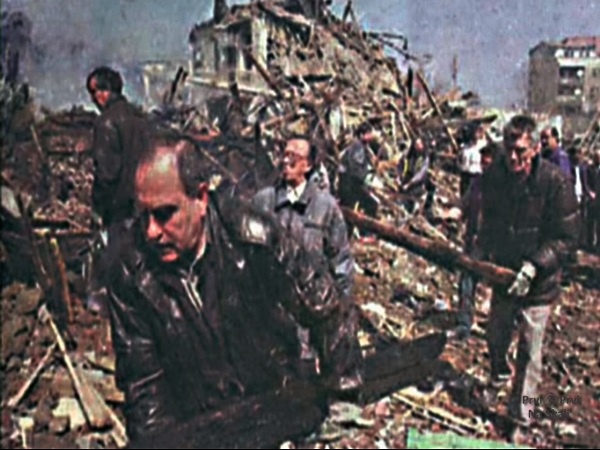 PRVI PRVI NA SKALI Hronologija NATO bombardovanja SRJ 2. april 1999. Kursumlija