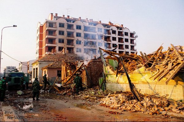 PRVI PRVI NA SKALI Hronologija NATO bombardovanja SRJ 1999 04 05 Aleksinac Foto Aleksinac_net