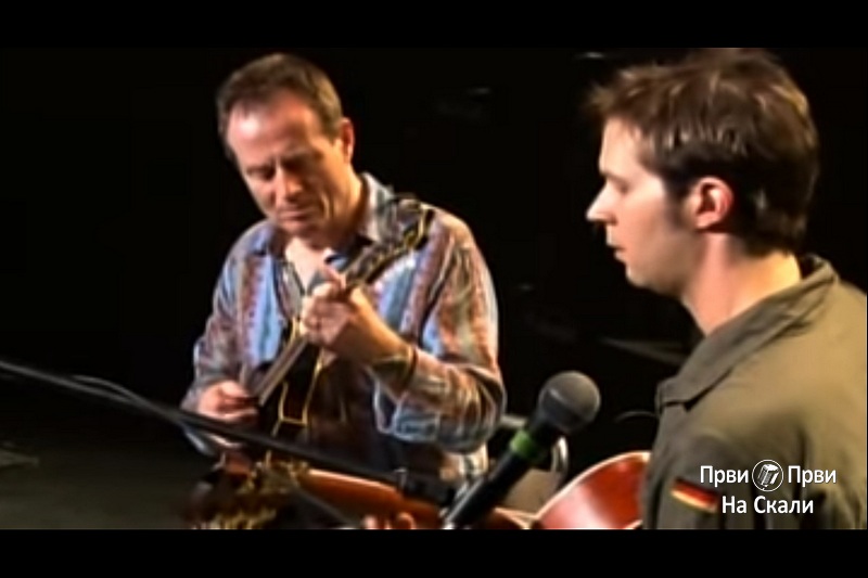 John Paul Jones and Paul Gilbert - Going To California (acoustic)