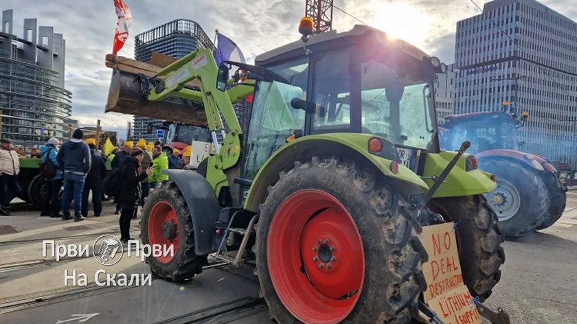 Sа protesta poljoprivrednika u Strazburu: Nećemo destruktivnu pogodbu, litijum - dosta je
