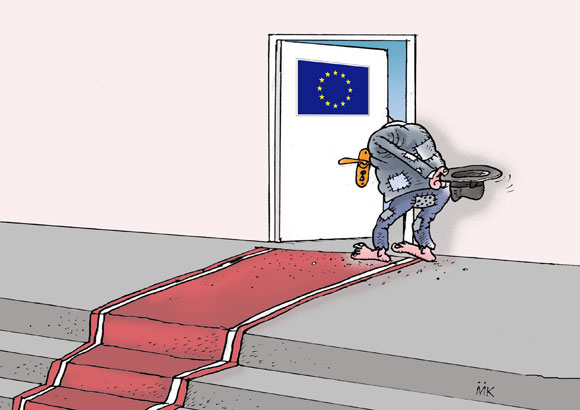 Srbin proviruje na otškrinuta vrata Evrope. Gleda na šta će da izađe.