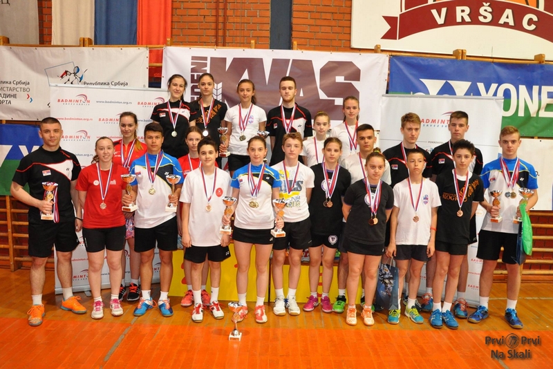 Četiri prvenstvene medalje za kragujevački badminton