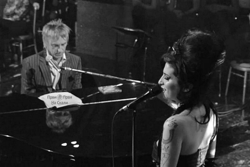 Paul Weller & Amy Winehouse - I Heard It Through The Grapevine