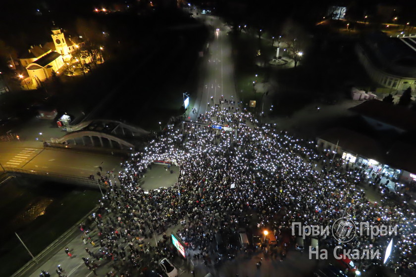 Masovan protest u Kragujevcu na poziv studenata (FOTO, VIDEO)