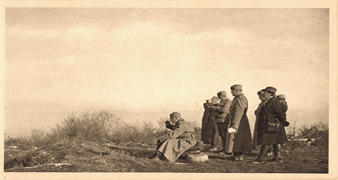 Kralj Petar na bojištu, kod Darosave. 1914.